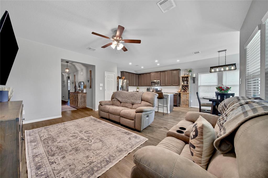 922 Golden Willow Lane, Conroe, Texas image 15
