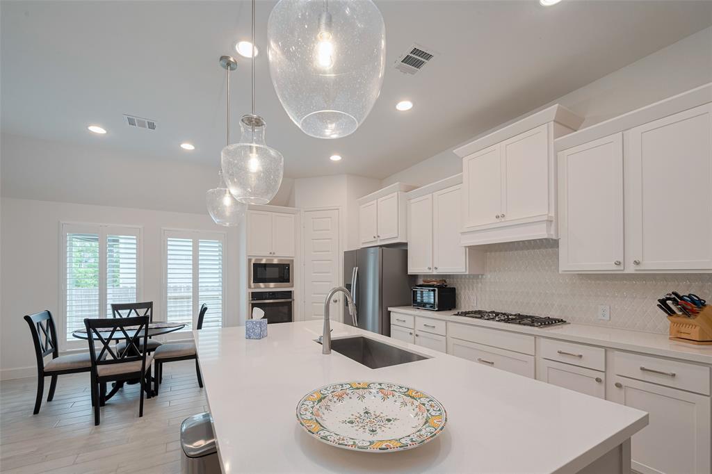 141 Pineview Cove Court, Montgomery, Texas image 14