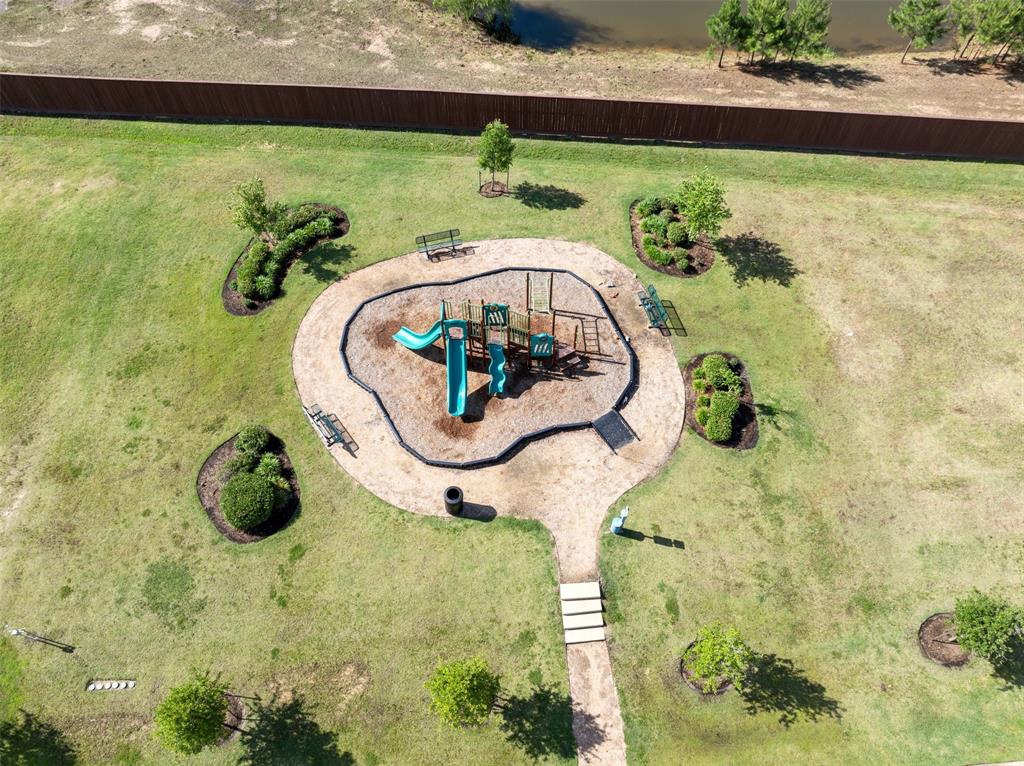 4806 Blue Jacaranda Way, Spring, Texas image 32