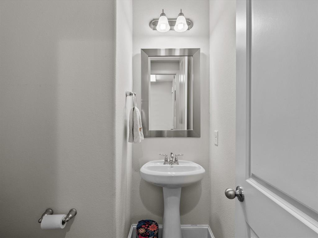 3110 Red Agave Lane, Manvel, Texas image 35