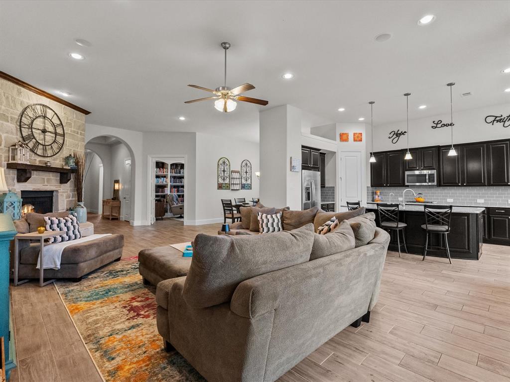 3110 Red Agave Lane, Manvel, Texas image 10
