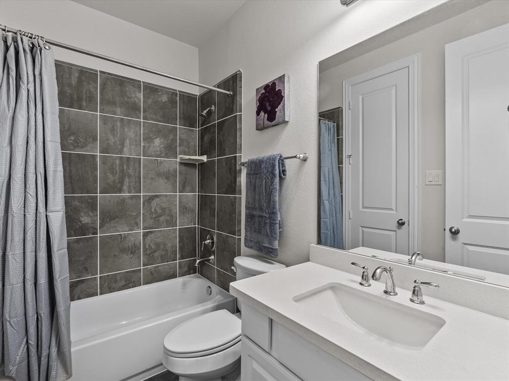 3110 Red Agave Lane, Manvel, Texas image 38