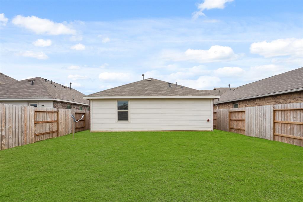 7315 Gorrion Drive, Katy, Texas image 29