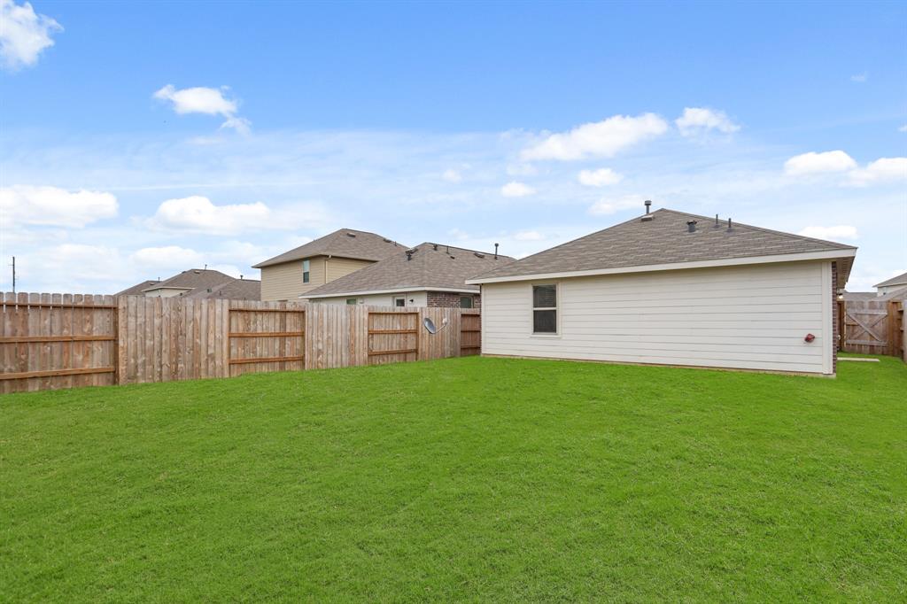 7315 Gorrion Drive, Katy, Texas image 28