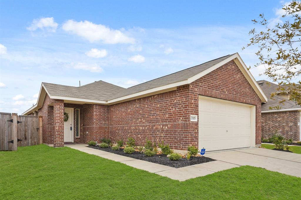 7315 Gorrion Drive, Katy, Texas image 4
