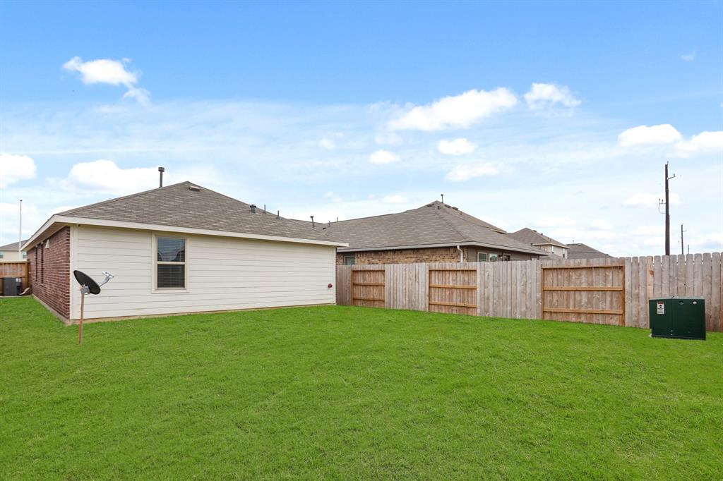 7315 Gorrion Drive, Katy, Texas image 30