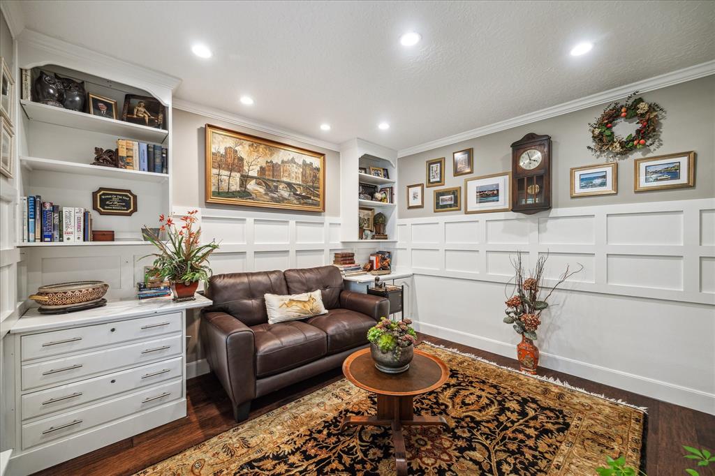 1211 Wood Haven Court, Sugar Land, Texas image 12