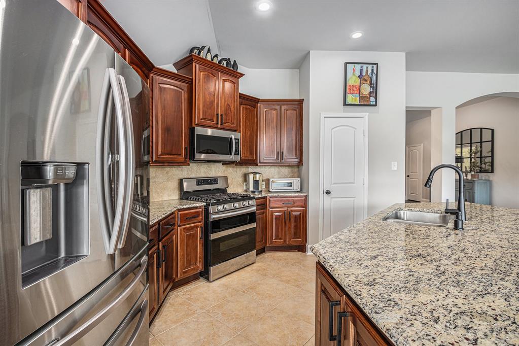 26311 Crystal Cove Lane, Richmond, Texas image 15