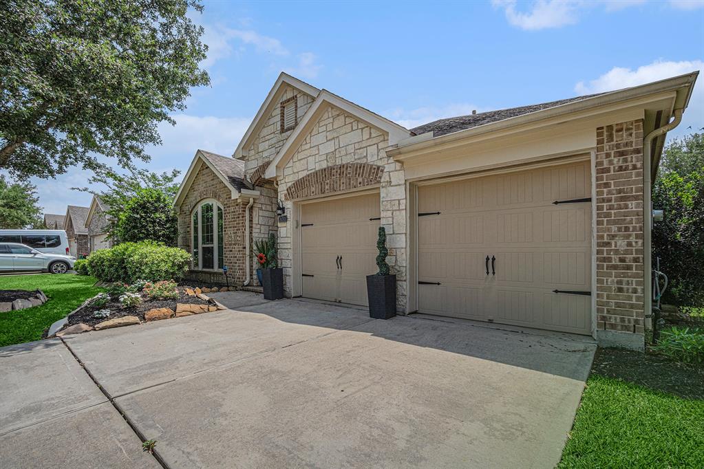 26311 Crystal Cove Lane, Richmond, Texas image 5