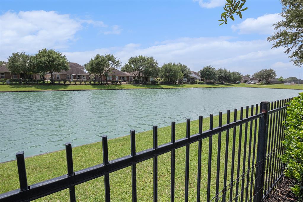 26311 Crystal Cove Lane, Richmond, Texas image 32