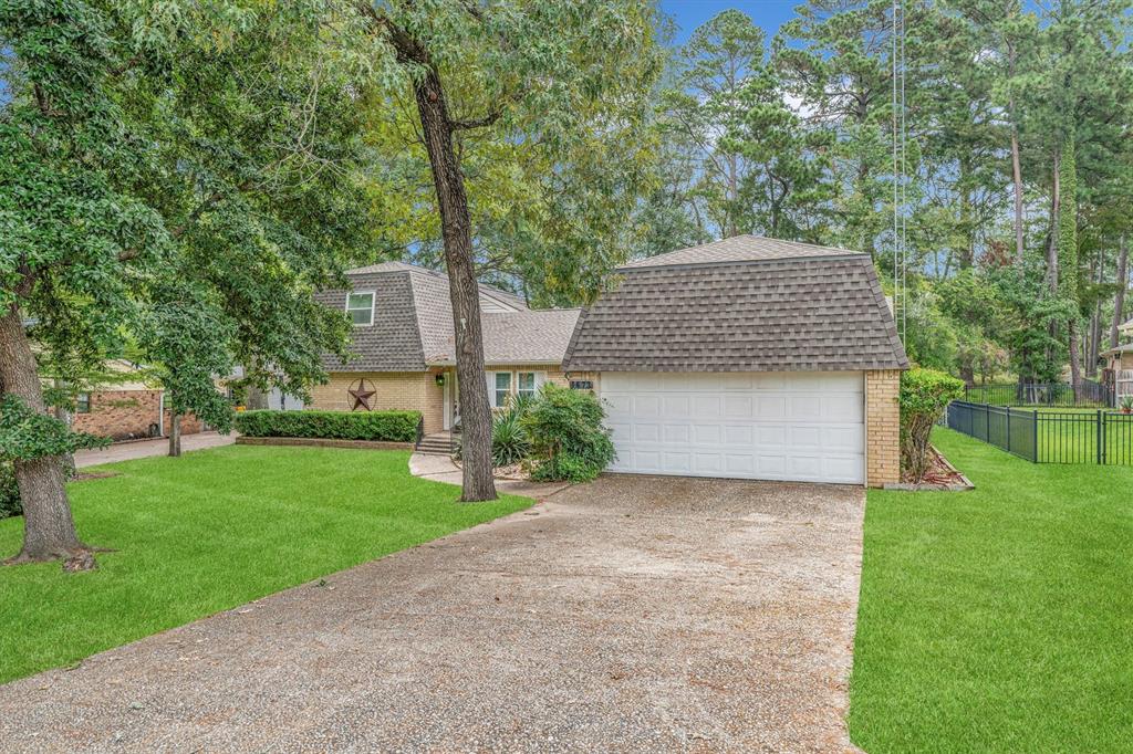 1673 Green Briar Drive, Huntsville, Texas image 4