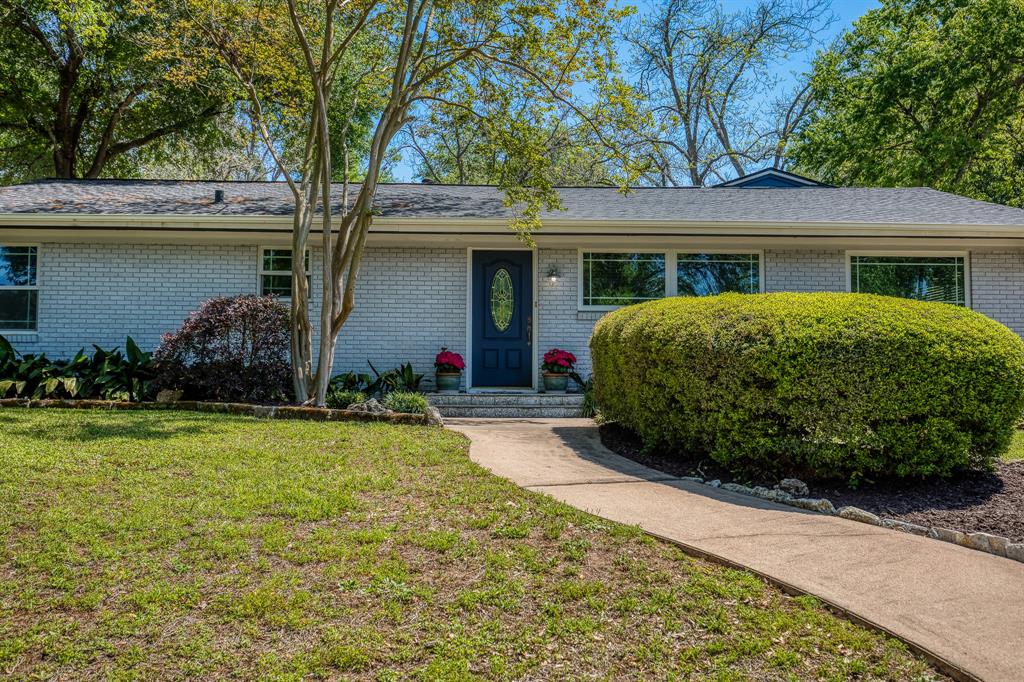 503 W Tom Green Street, Brenham, Texas image 1
