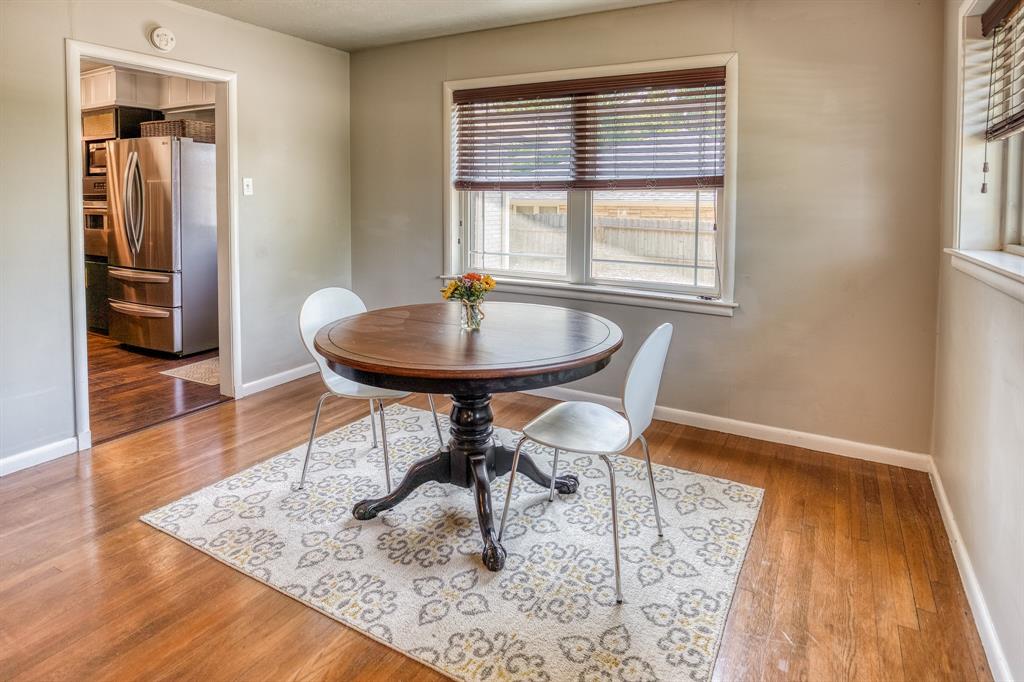 503 W Tom Green Street, Brenham, Texas image 7