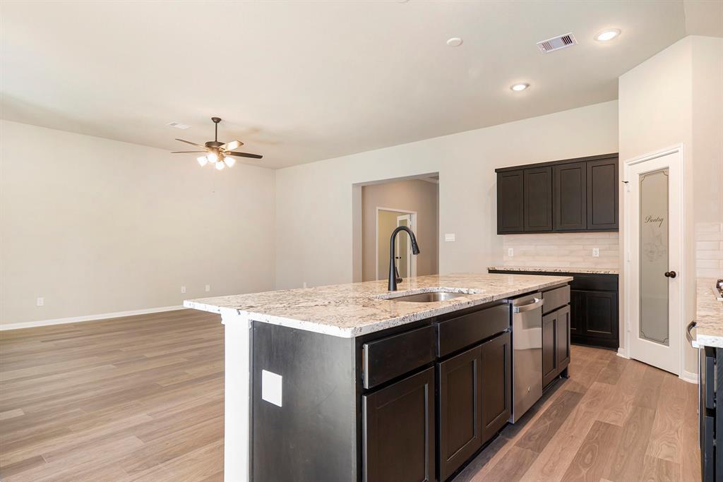 11776 Oakwood Ranch Dr, Willis, Texas image 12