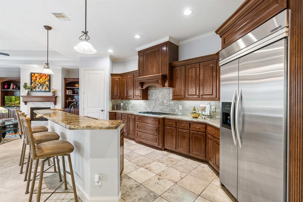 24807 Thorton Knolls Drive, Spring, Texas image 13