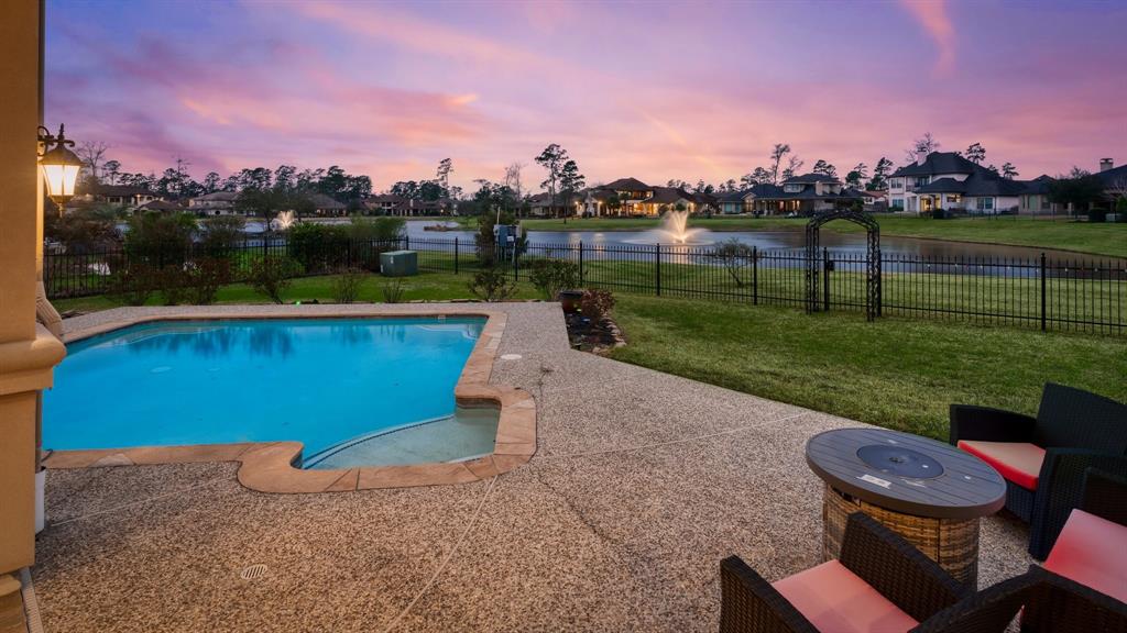 24807 Thorton Knolls Drive, Spring, Texas image 29