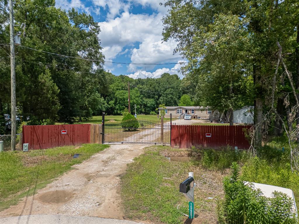 15981 Oak Creek Trail, Splendora, Texas image 2