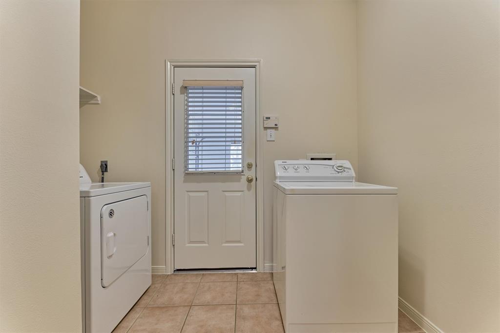 411 Fairbanks Drive, Magnolia, Texas image 31