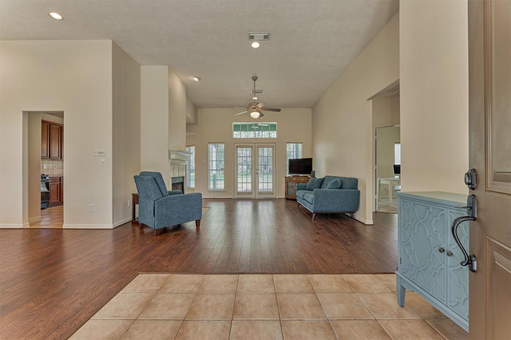411 Fairbanks Drive, Magnolia, Texas image 9