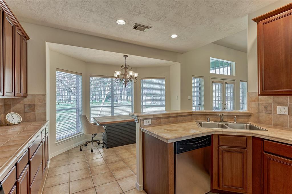 411 Fairbanks Drive, Magnolia, Texas image 22