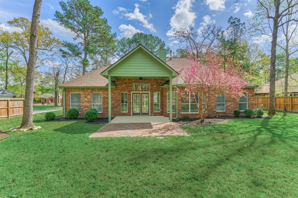 411 Fairbanks Drive, Magnolia, Texas image 2