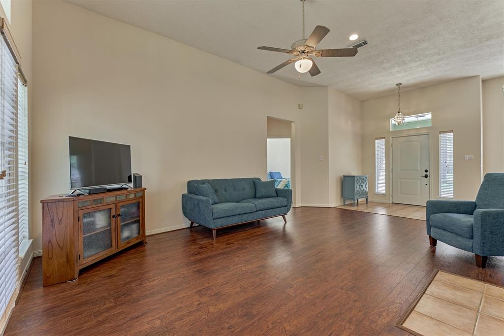 411 Fairbanks Drive, Magnolia, Texas image 17