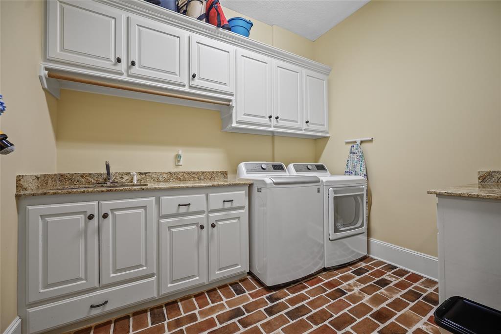 4018 Boden Lane, Spring, Texas image 36