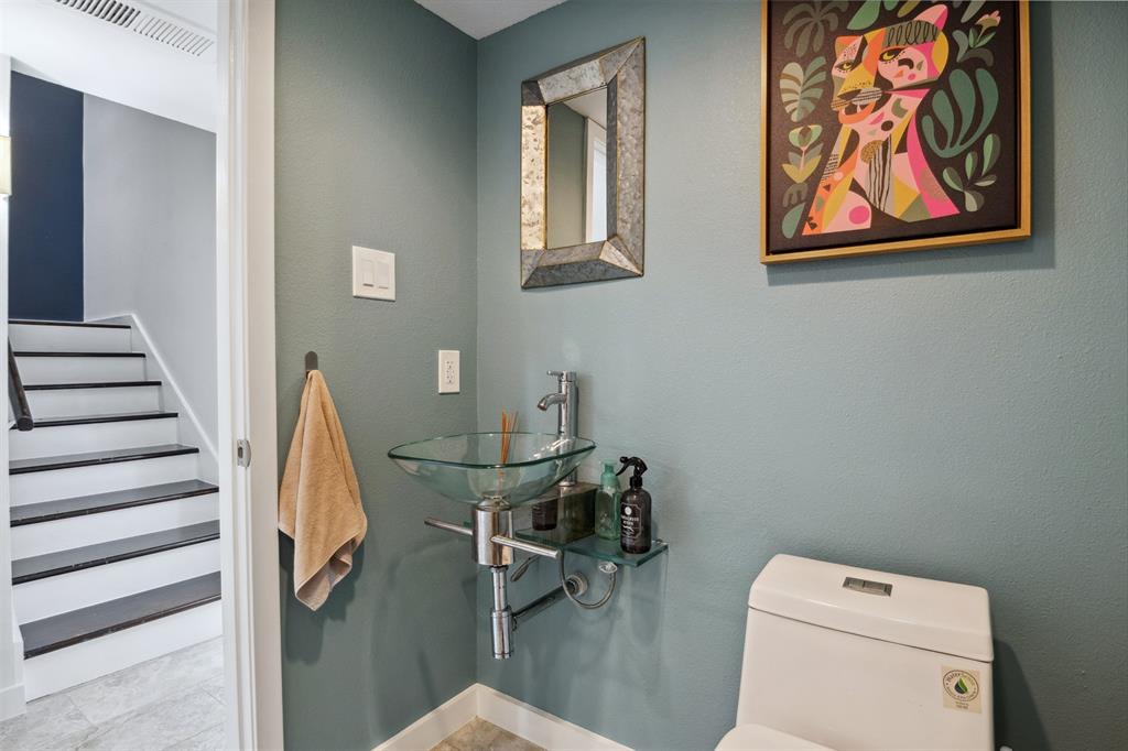 2321 Steel Street, Houston, Texas image 16