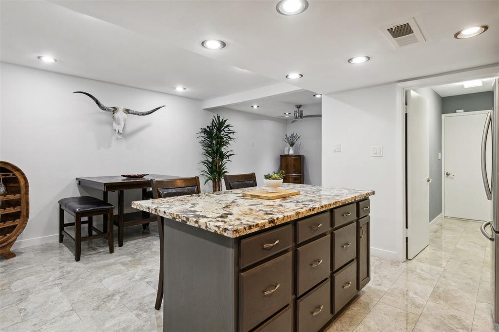 2321 Steel Street, Houston, Texas image 23