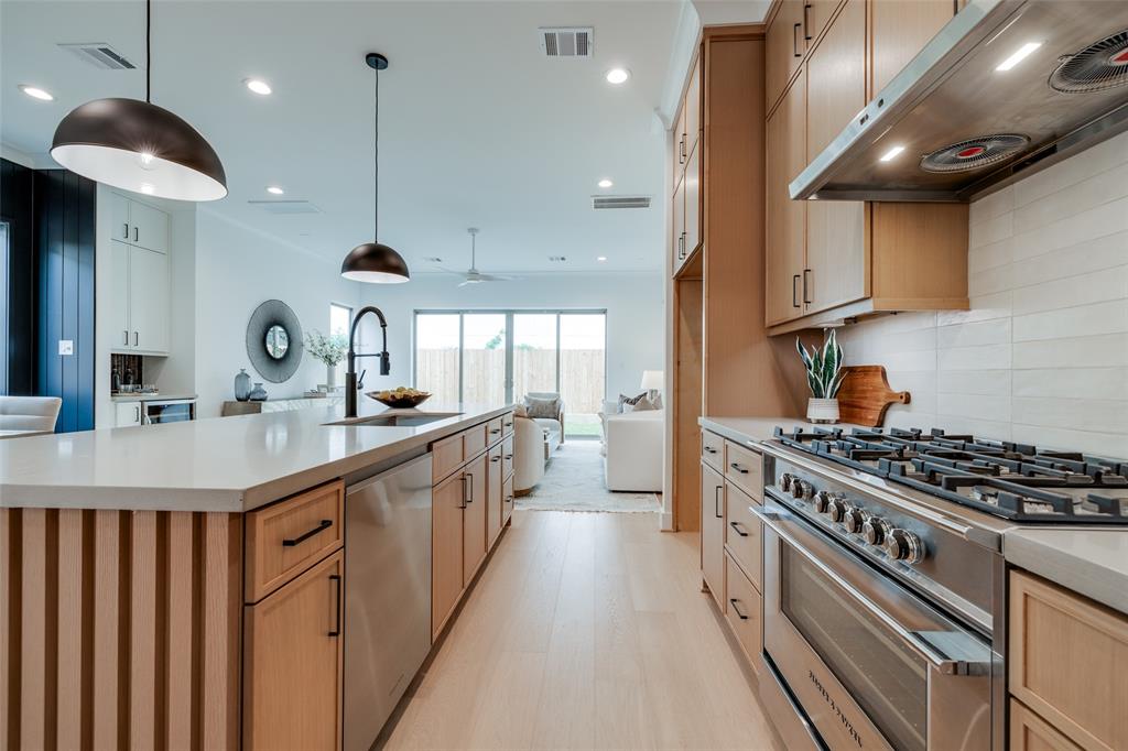 1728 Ridgewood Street, Houston, Texas image 10