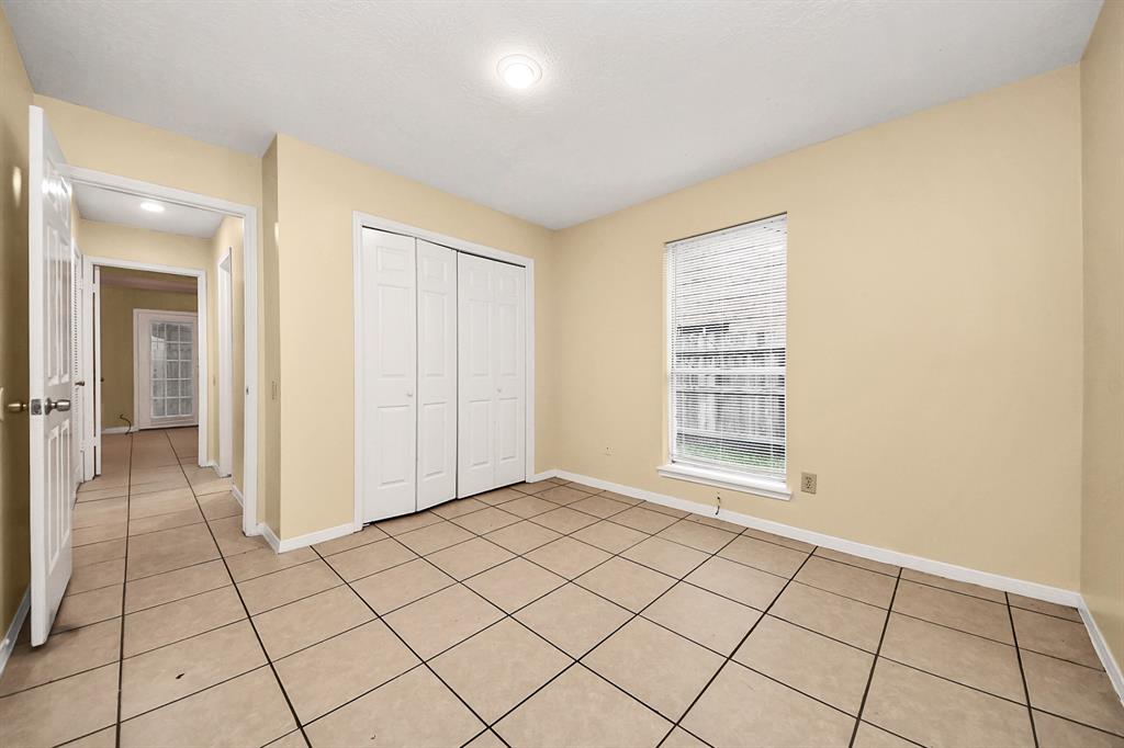210 Squires Bend, Stafford, Texas image 34