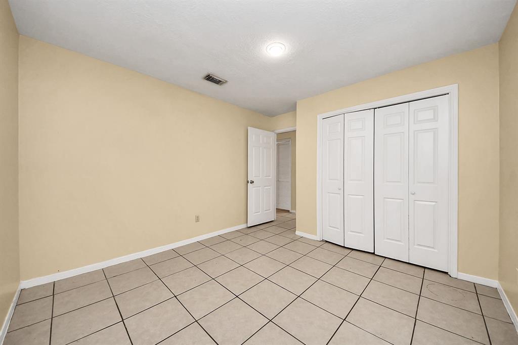 210 Squires Bend, Stafford, Texas image 35