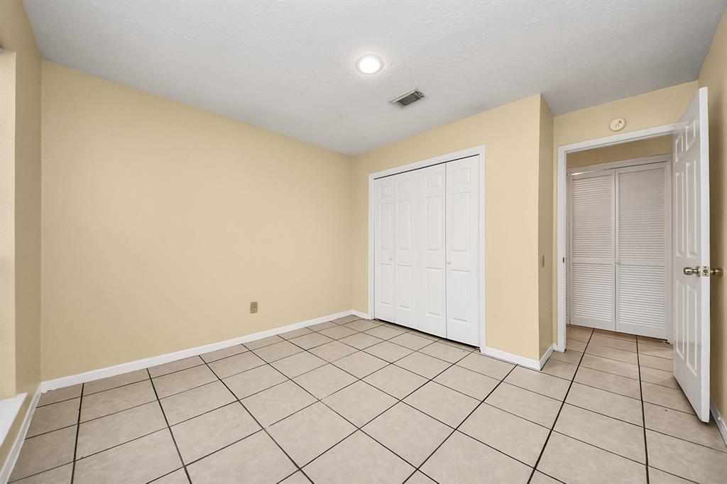 210 Squires Bend, Stafford, Texas image 33