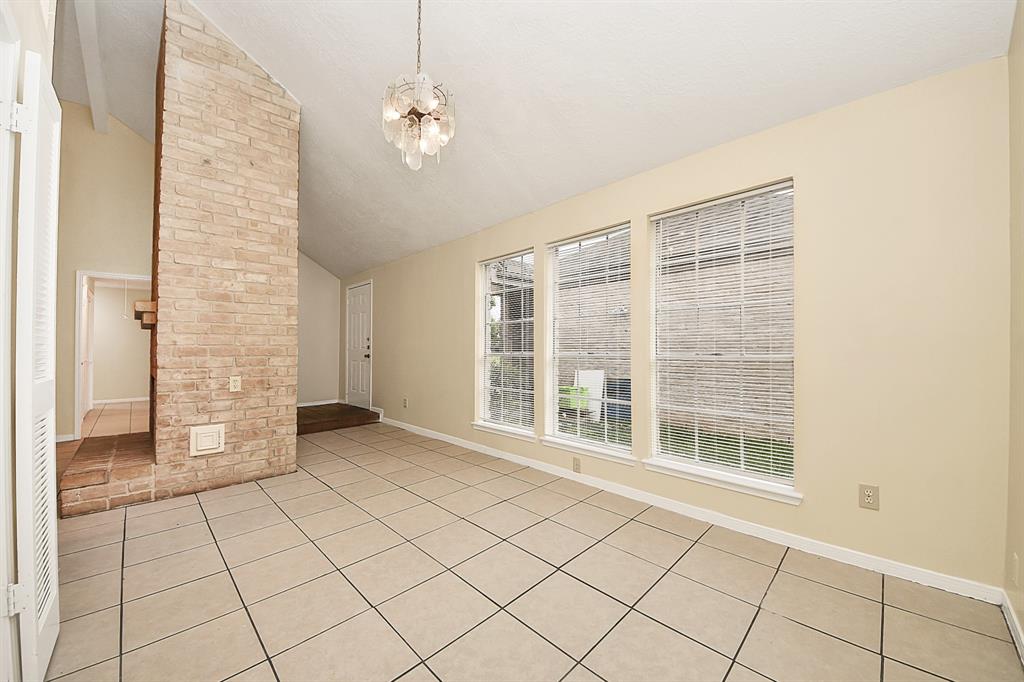 210 Squires Bend, Stafford, Texas image 12