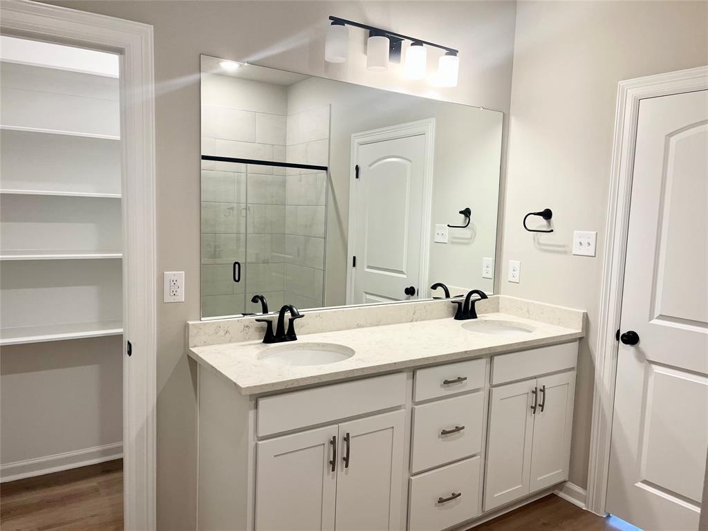 10919 Bright Beacon Drive, Beasley, Texas image 11