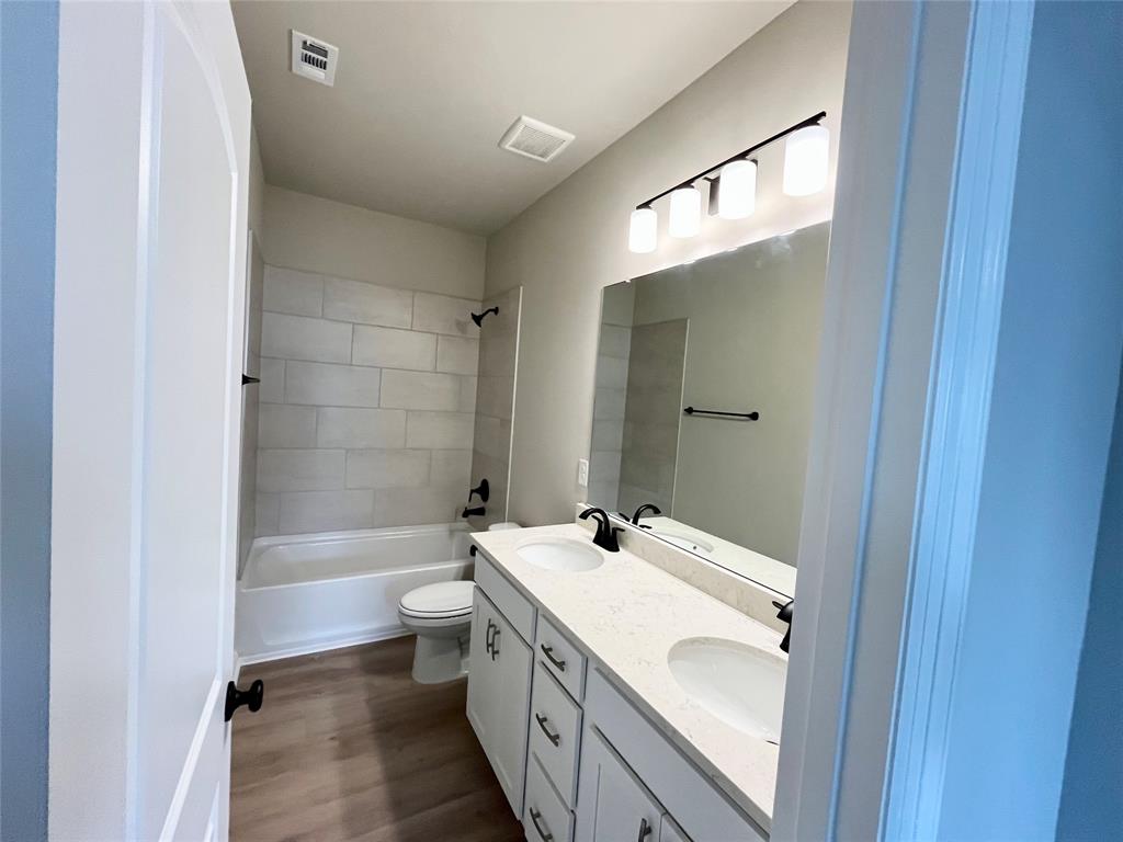 10919 Bright Beacon Drive, Beasley, Texas image 13