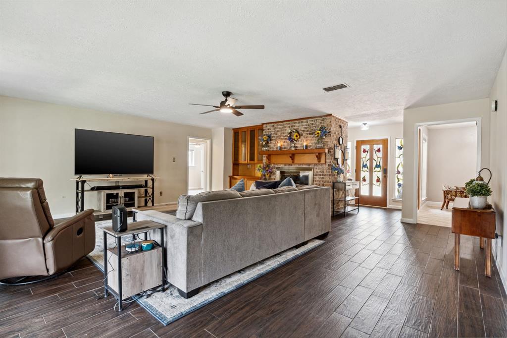 4011 Tiguas Street, Pasadena, Texas image 3