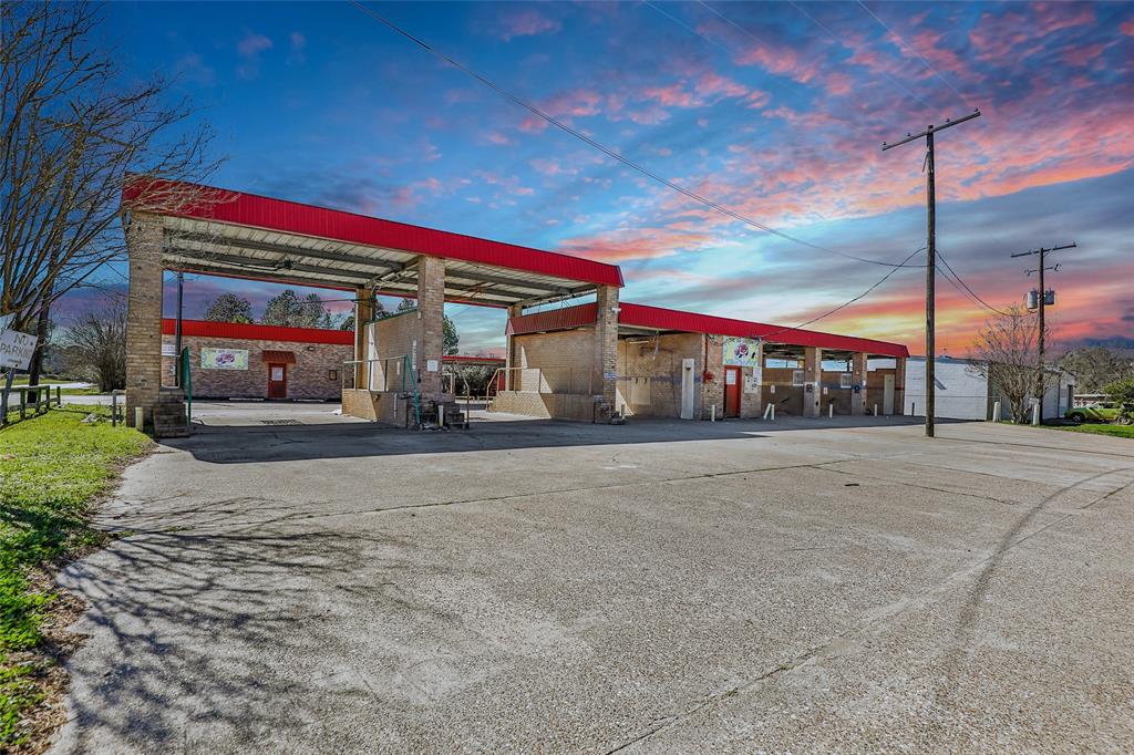 S San Jacinto Avenue, Cleveland, Texas image 1