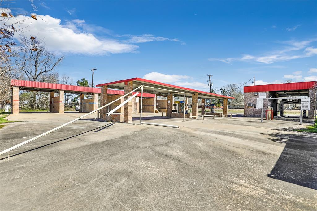 S San Jacinto Avenue, Cleveland, Texas image 8