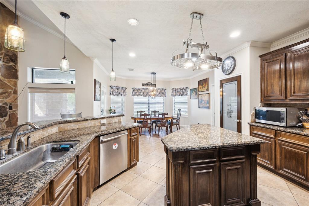 3650 Ward Bend Road, Sealy, Texas image 15