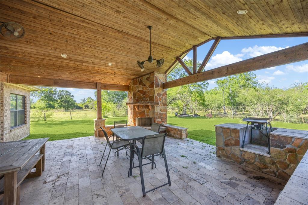 3650 Ward Bend Road, Sealy, Texas image 28