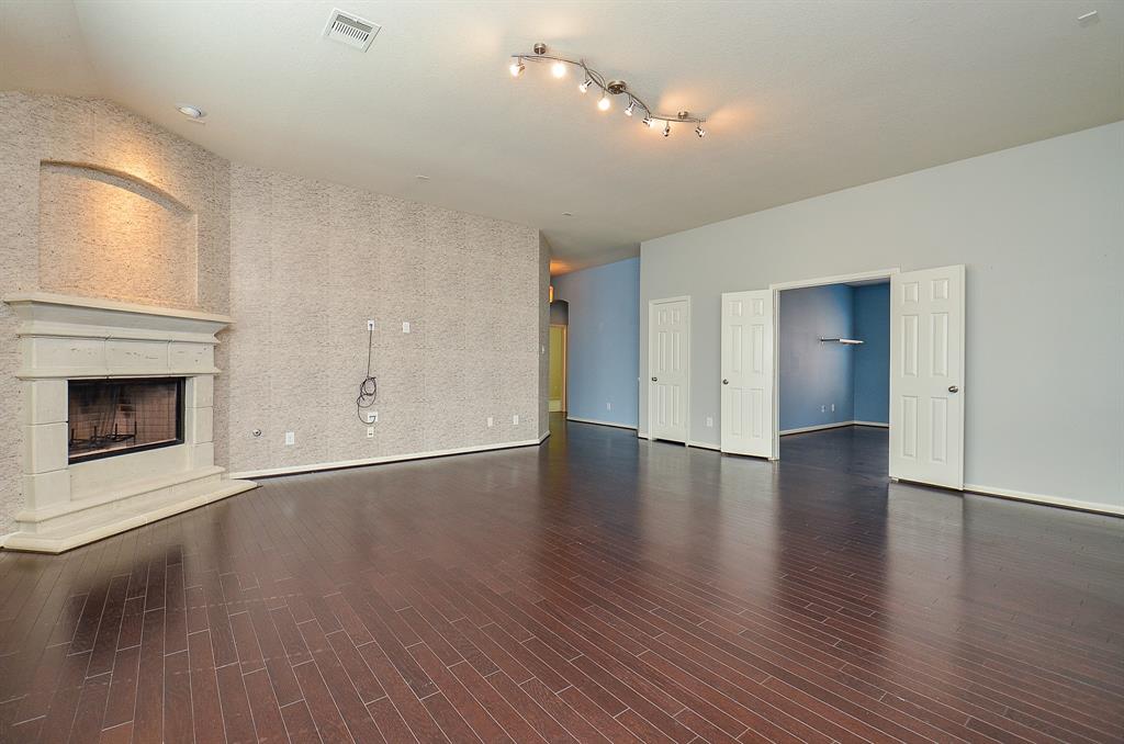 21534 Venture Park Drive, Richmond, Texas image 13