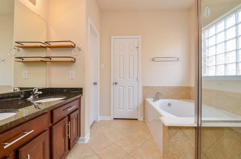 21534 Venture Park Drive, Richmond, Texas image 26