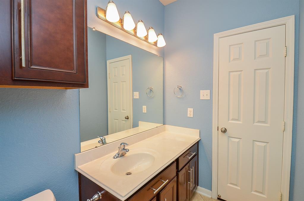 21534 Venture Park Drive, Richmond, Texas image 8