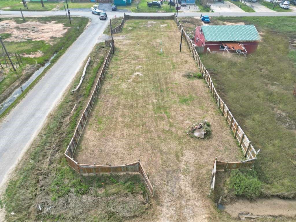 5801 Cr 201 Street, Sargent, Texas image 5