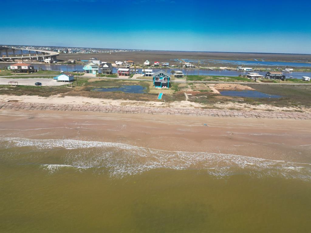 5801 Cr 201 Street, Sargent, Texas image 9