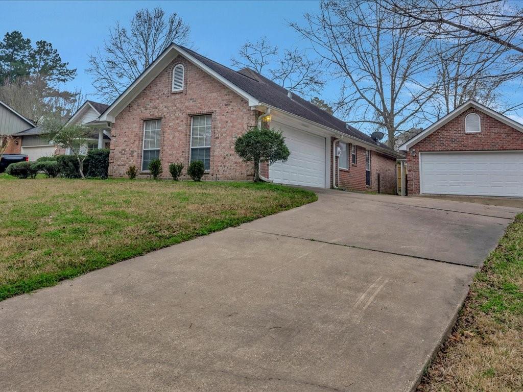 1416 Champions Drive, Lufkin, Texas image 5