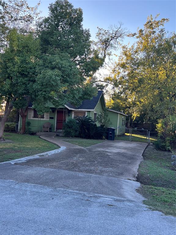 4305 Los Angeles Street, Houston, Texas image 1