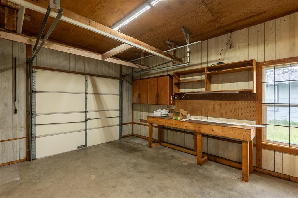 1002 Edgewood Drive, Bryan, Texas image 32