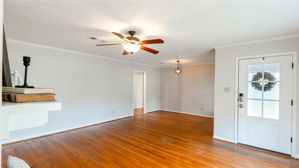 1002 Edgewood Drive, Bryan, Texas image 7